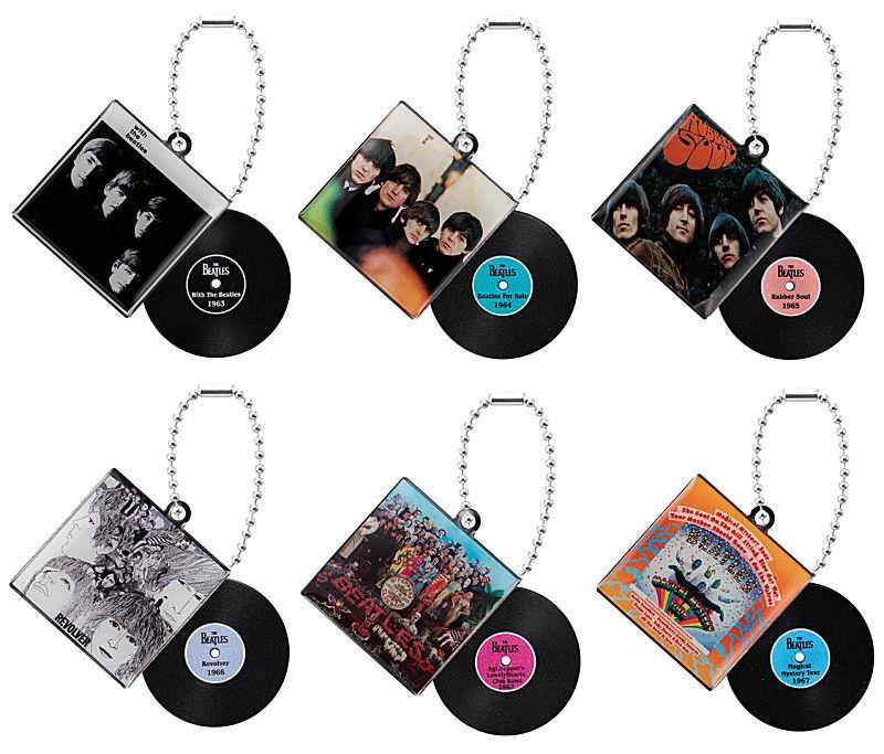 THE BEATLES ダイキャストレコードチャーム2