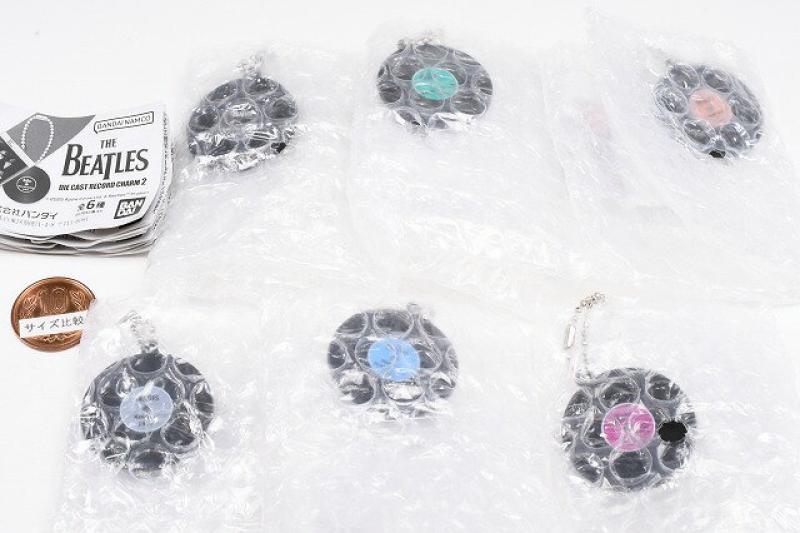 THE BEATLES ダイキャストレコードチャーム2