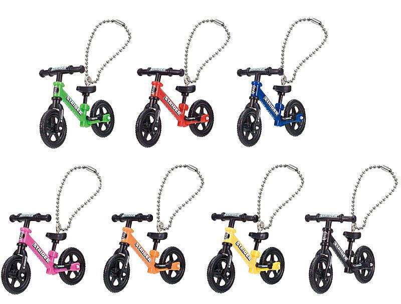 STRIDER ミニチュアチャーム